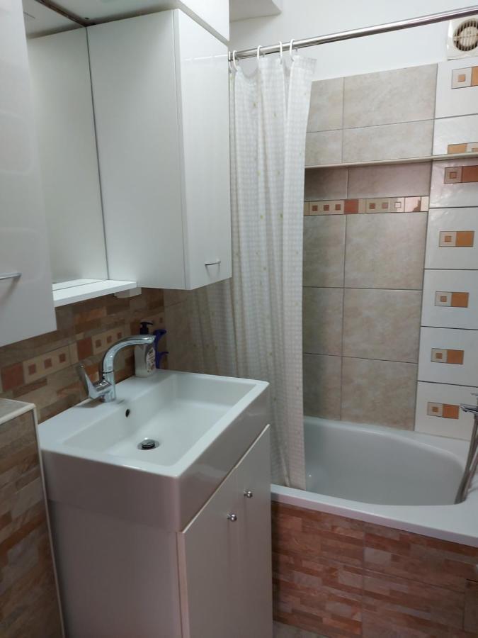 Mala Placa Senj  Luaran gambar