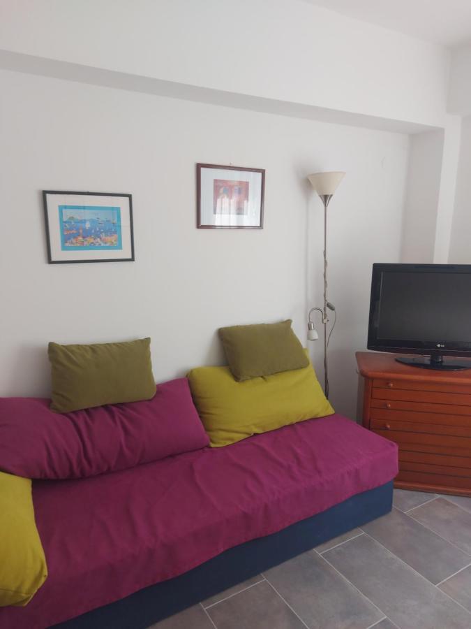 Mala Placa Senj  Luaran gambar