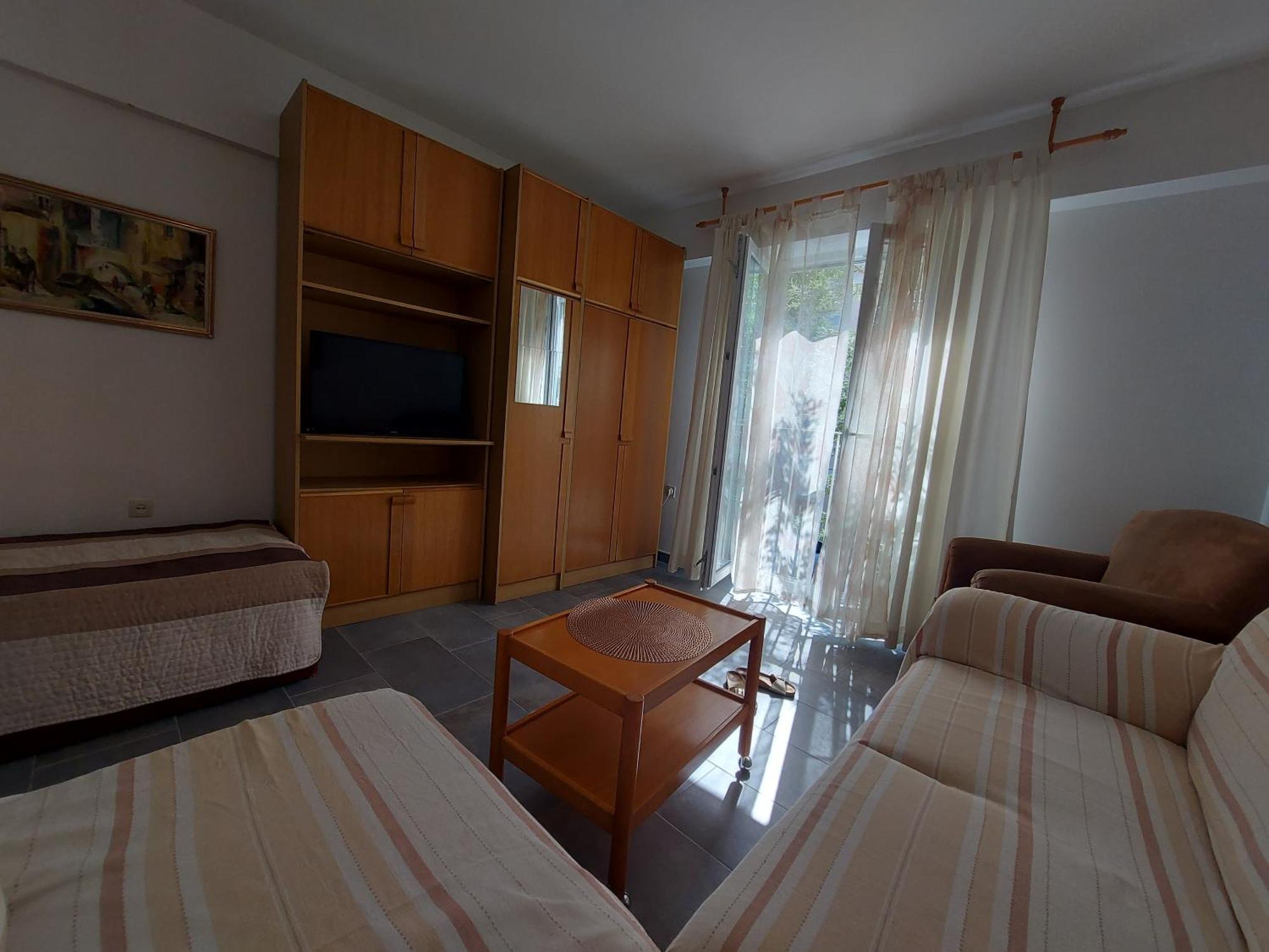 Mala Placa Senj  Luaran gambar